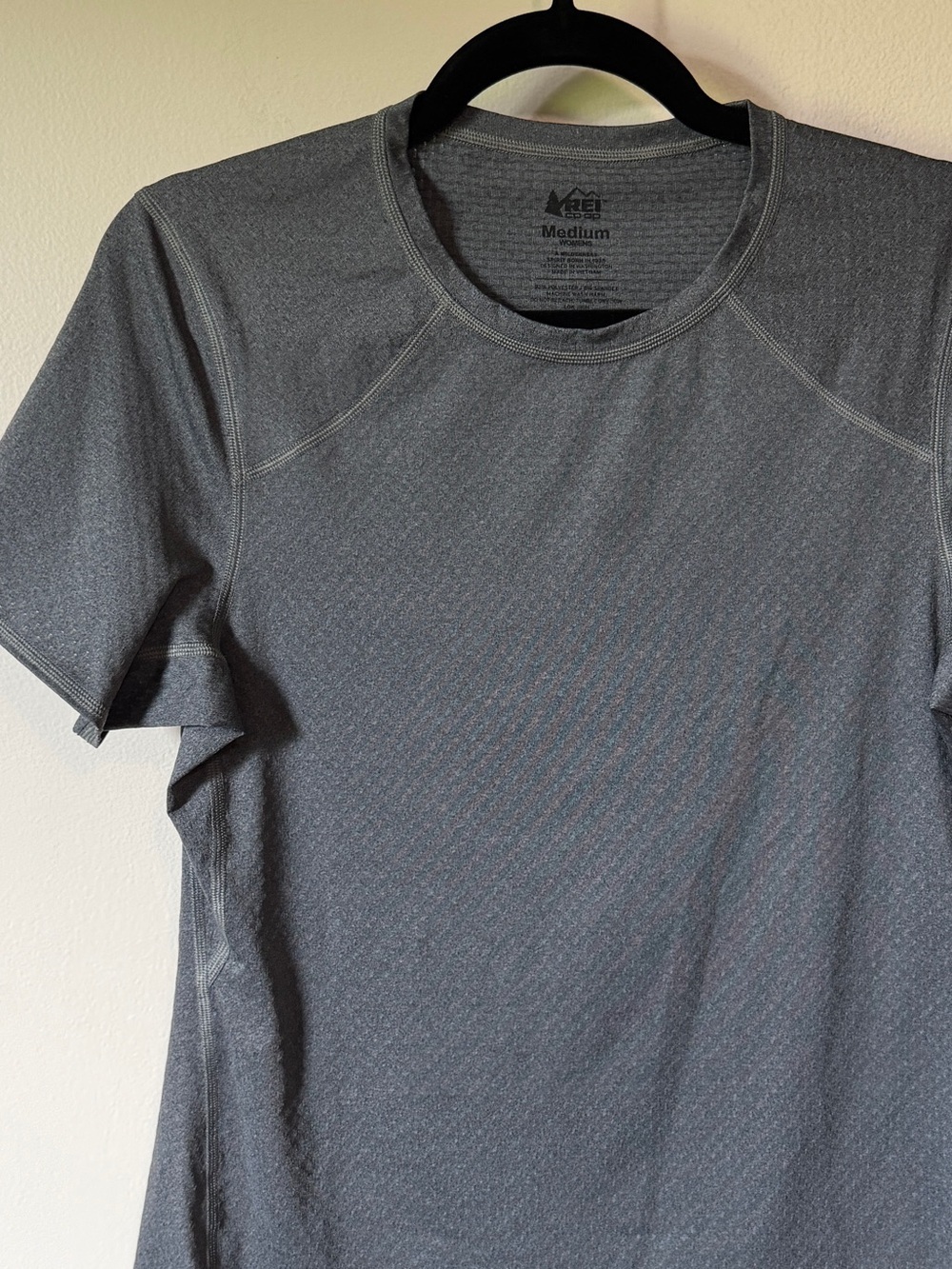 REI mid-weight grey summer fall base layer hiking outdoors short sleeve sz Med - Picture 2 of 5